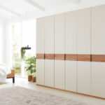 Interliving Schlafzimmer Serie 1023 – Kleiderschrank, Weiß With Kleiderschrank Holz Weiß